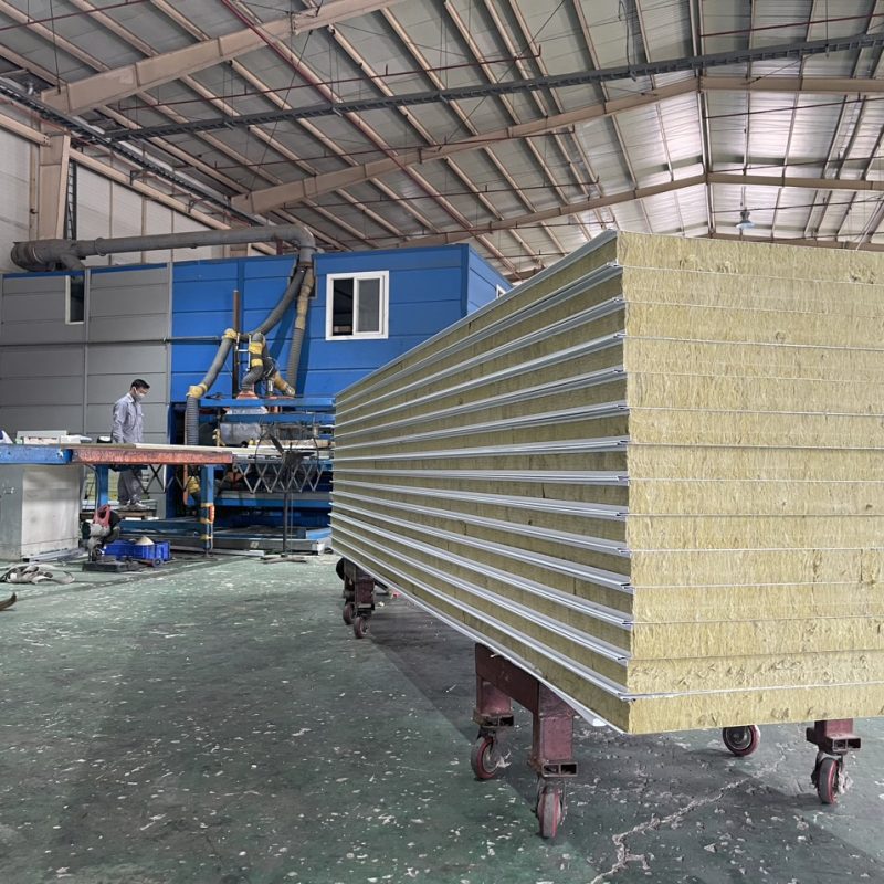 vách ngăn panel rockwool