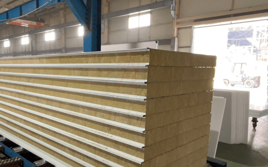 panel cách nhiệt HCM
