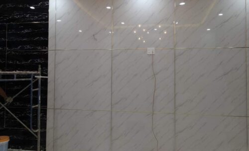 Tấm nhựa PVC vân đá ốp vách phòng khách