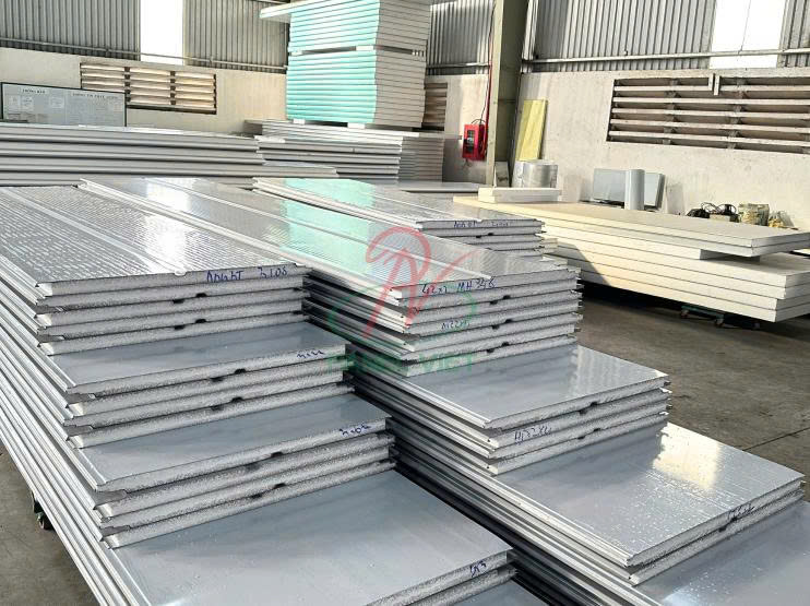 panel EPS làm tường ngoài trời