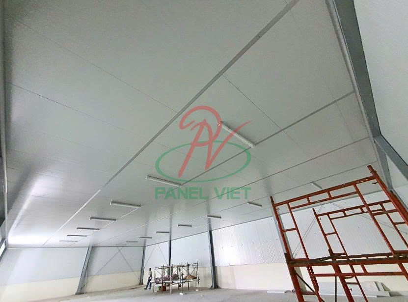 trần panel cách nhiệt