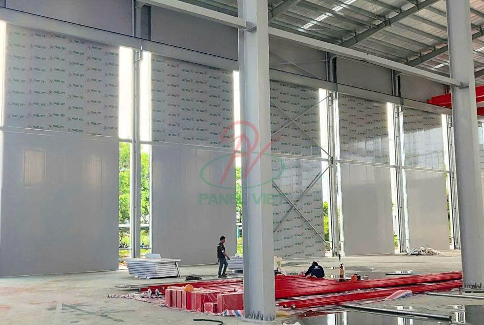 Vách Panel Rockwool Làm Nhà Máy May Mặc