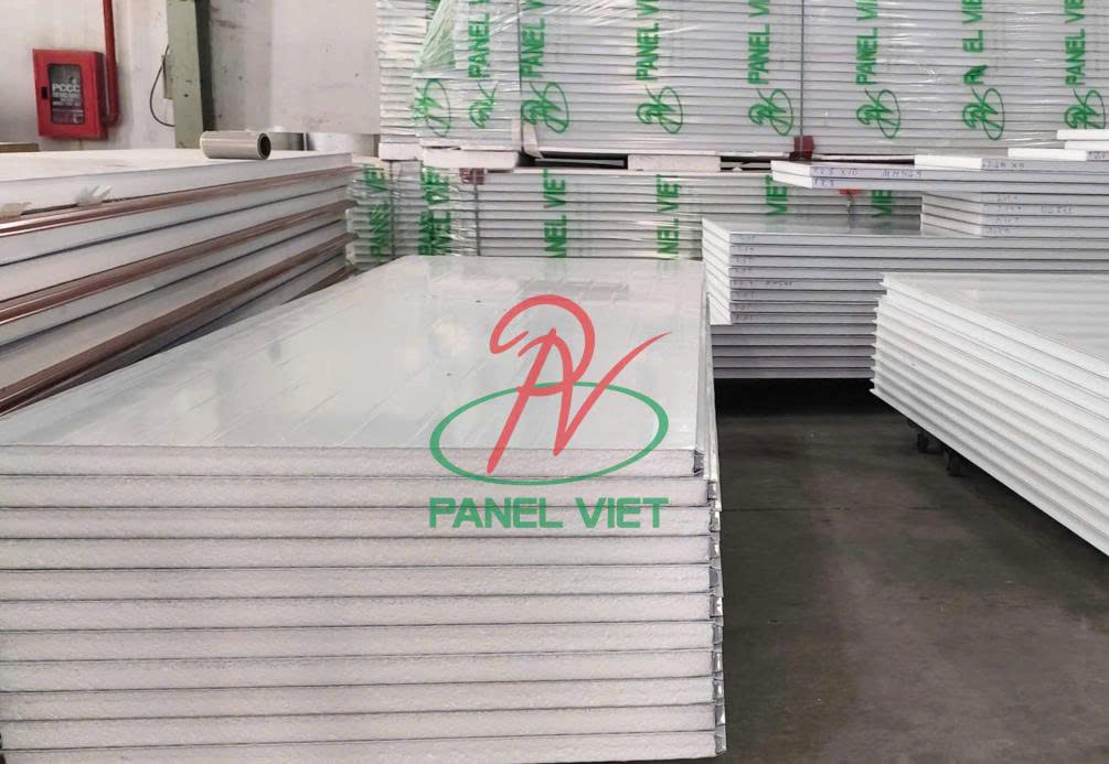 trần panel EPS chống nóng