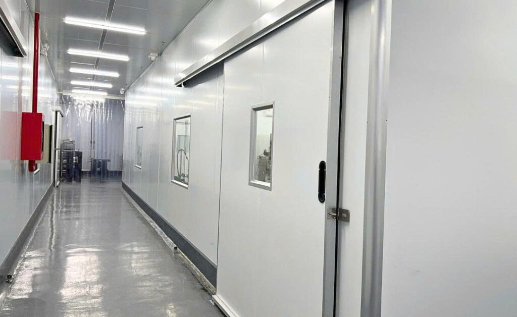 Panel Nào Phù Hợp Với Kho Lạnh Dược Phẩm