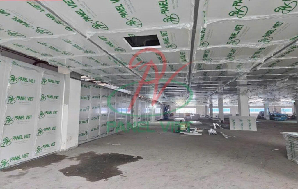 panel làm kho lạnh dược phẩm