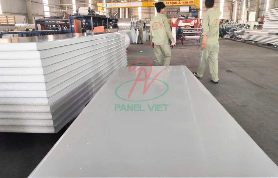 thợ lắp đặt panel cách nhiệt uy tín