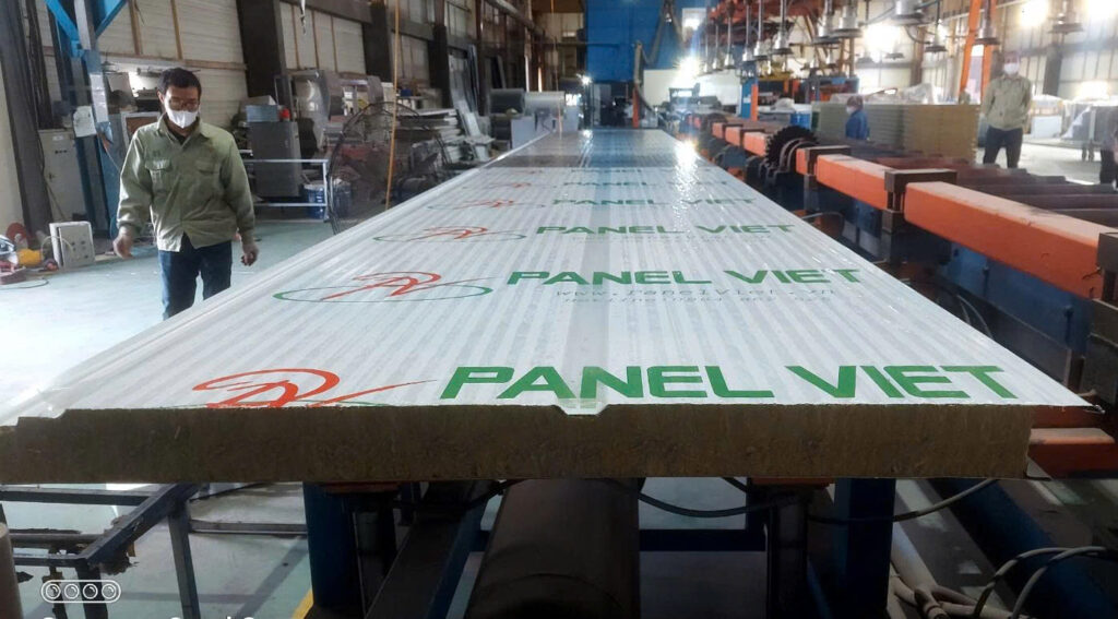 Tuổi Thọ Panel Rockwool Dùng Được Bao Lâu