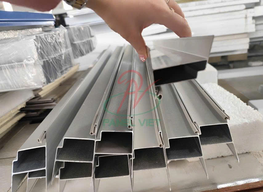 báo giá phụ kiện nhôm panel