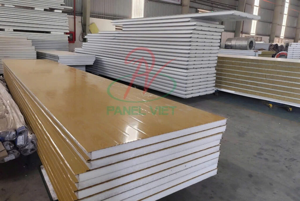 thi công panel vân gỗ tại Quảng Ngãi