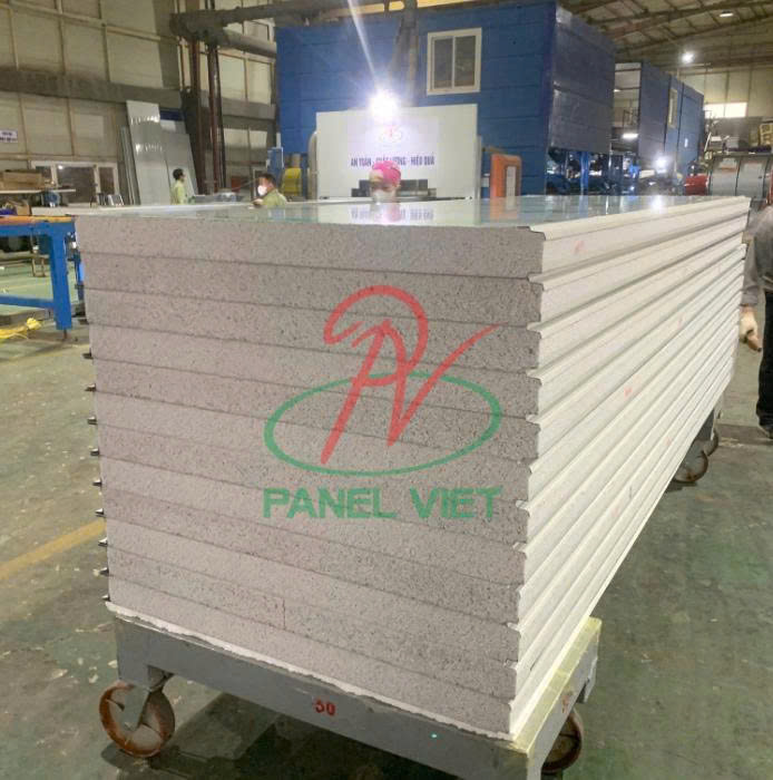 Vách EPS chậm cháy cho xưởng bao bì giá rẻ