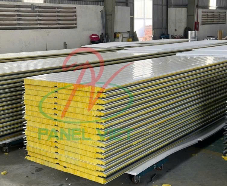 6 Lưu Ý Quan Trọng Khi Mua Panel Glasswool Bình Dương