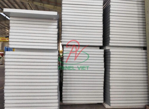 thi công cửa panel EPS tại Đồng Nai