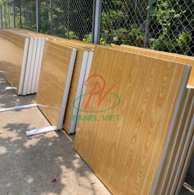 giá panel vẫn gỗ xây homestay