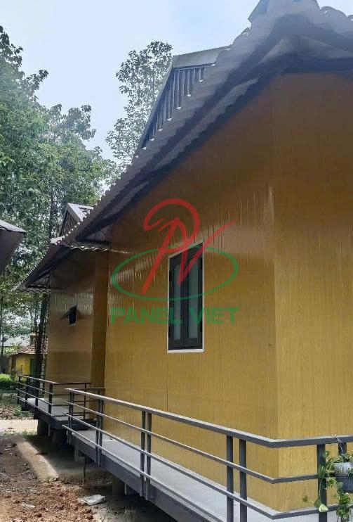 Xu Hướng Xây Homestay Nghỉ Dưỡng Bằng Panel Vân Gỗ