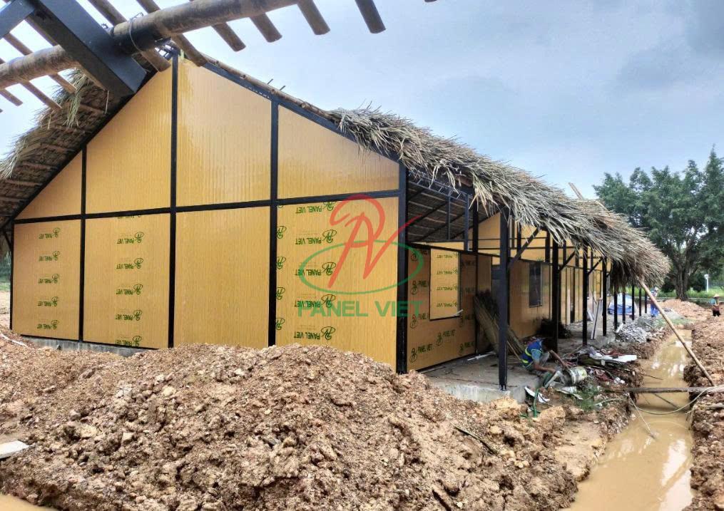 Homestay Nghỉ Dưỡng Bằng Panel Vân Gỗ Mô Hình Farmstay