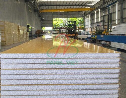Giá panel vân gỗ xây nhà ở