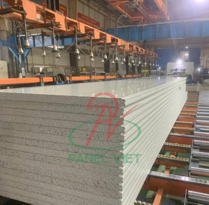 Mua Tấm Cách Nhiệt Ở Đâu TPHCM