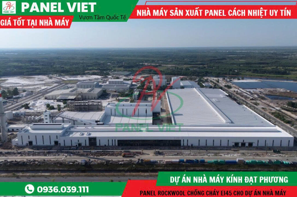 Panel Làm Nhà Máy Kính Đạt Phương Tại KCN Phong Điền 