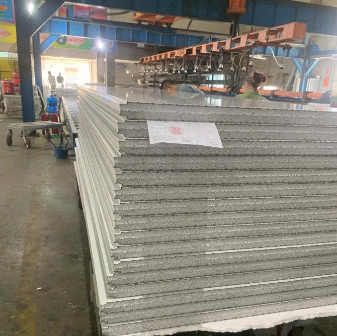 mua panel thanh lý giá rẻ