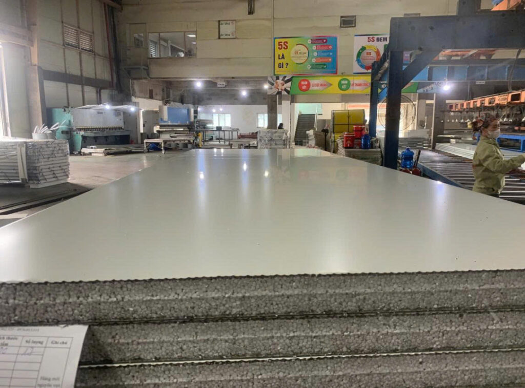 panel cách nhiệt cũ giá rẻ