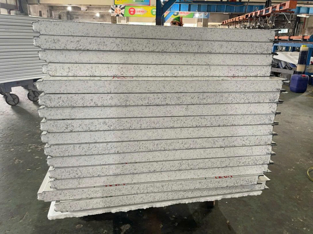 báo giá panel thanh lý giá rẻ mới nhất