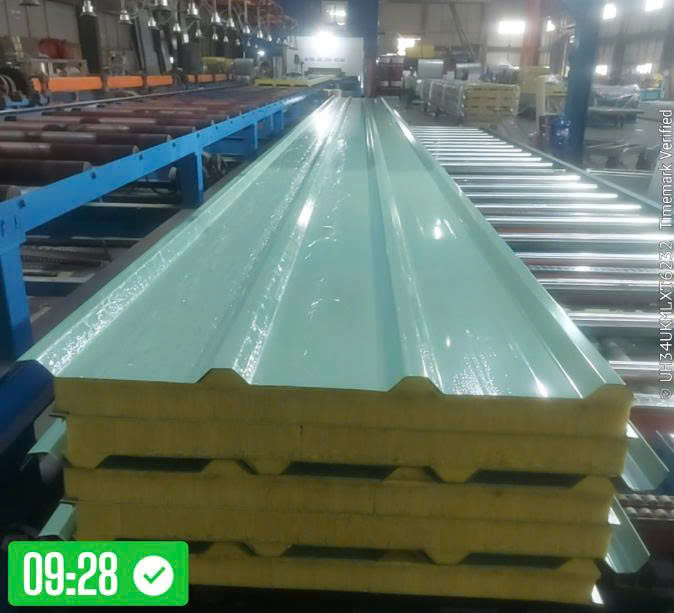 Mái Tôn Panel Glasswool T75 Cho Xưởng Cơ Khí 