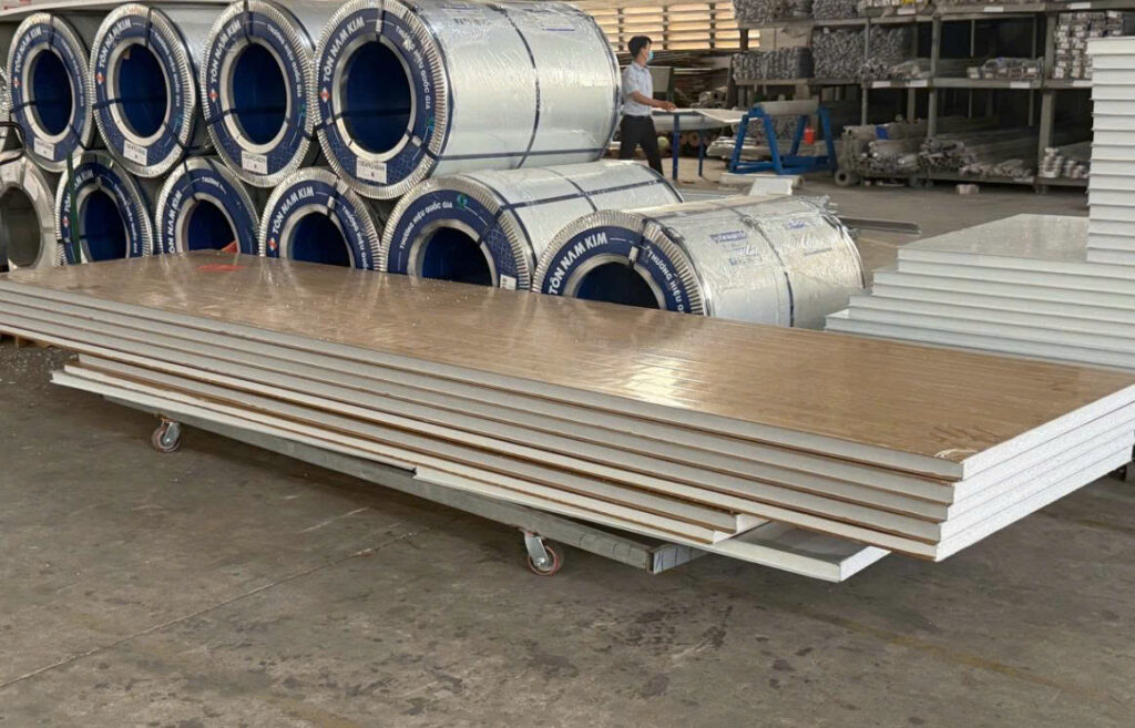 nhà máy panel vân gỗ ở đồng tháp